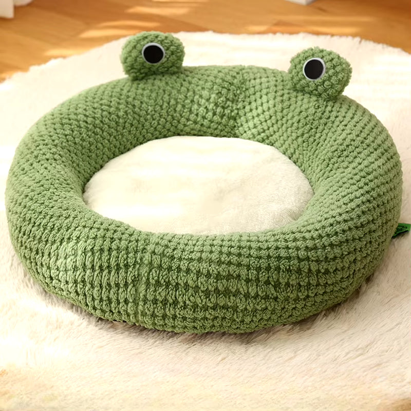 Frog-Shaped Plush Pet Nest – Warm Winter Dog Den & Cat Villa Semi-Enclosed Kitten Puppy House - Gold Store Business